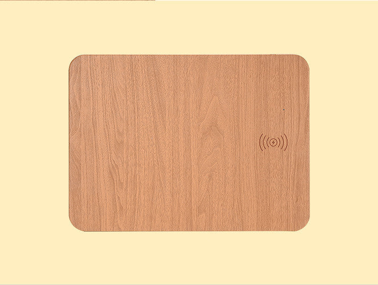 Tapis de souris en bois avec chargeur sans fil